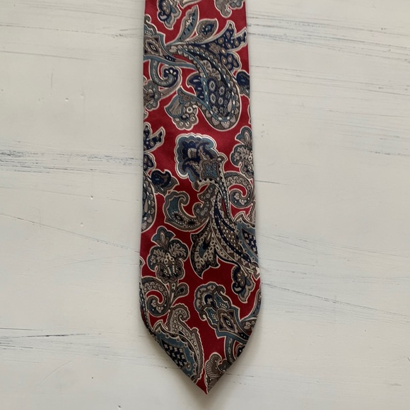 Dior Other - Christian Dior vintage paisley silk tie 🐳